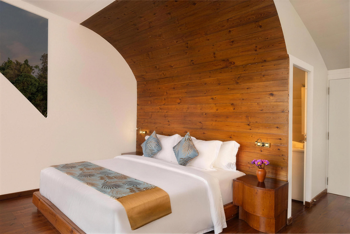 Timber-clad bedroom
