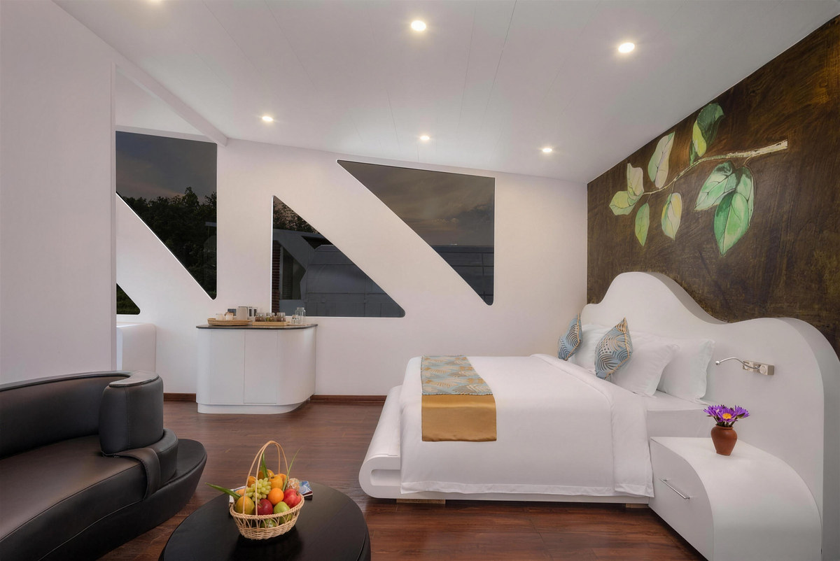 King bed